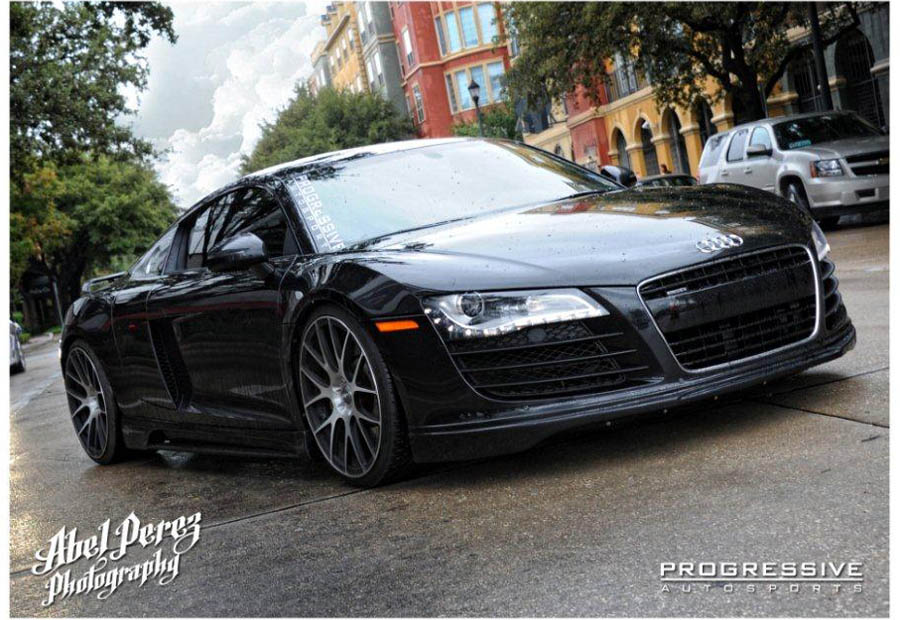 Out on the street and looking good - photo by Abel Perez