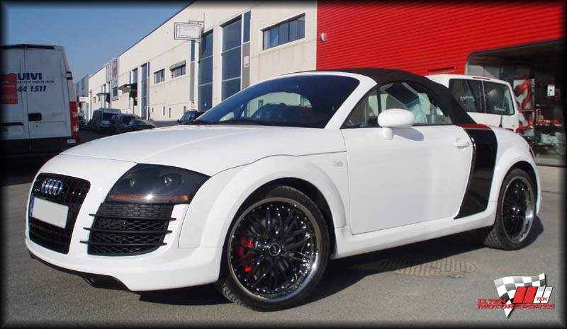 The Audi TT 8N Cabriolet with Uberhaus XT body kit showing custom fitment
