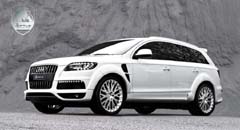 Audi_Q7_Facelift_3quarter_overall_x2_D